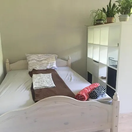 After-Moon Apartment